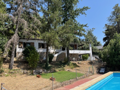 Se vende Chalet Individual con 1480 m de parcela y piscina en 